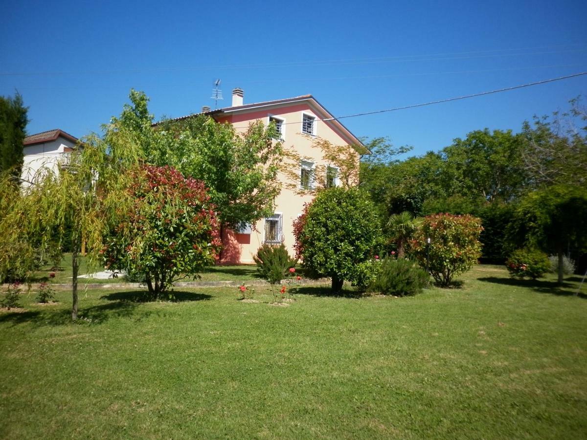 Villa Jolanda Fratte Rosa Exterior foto